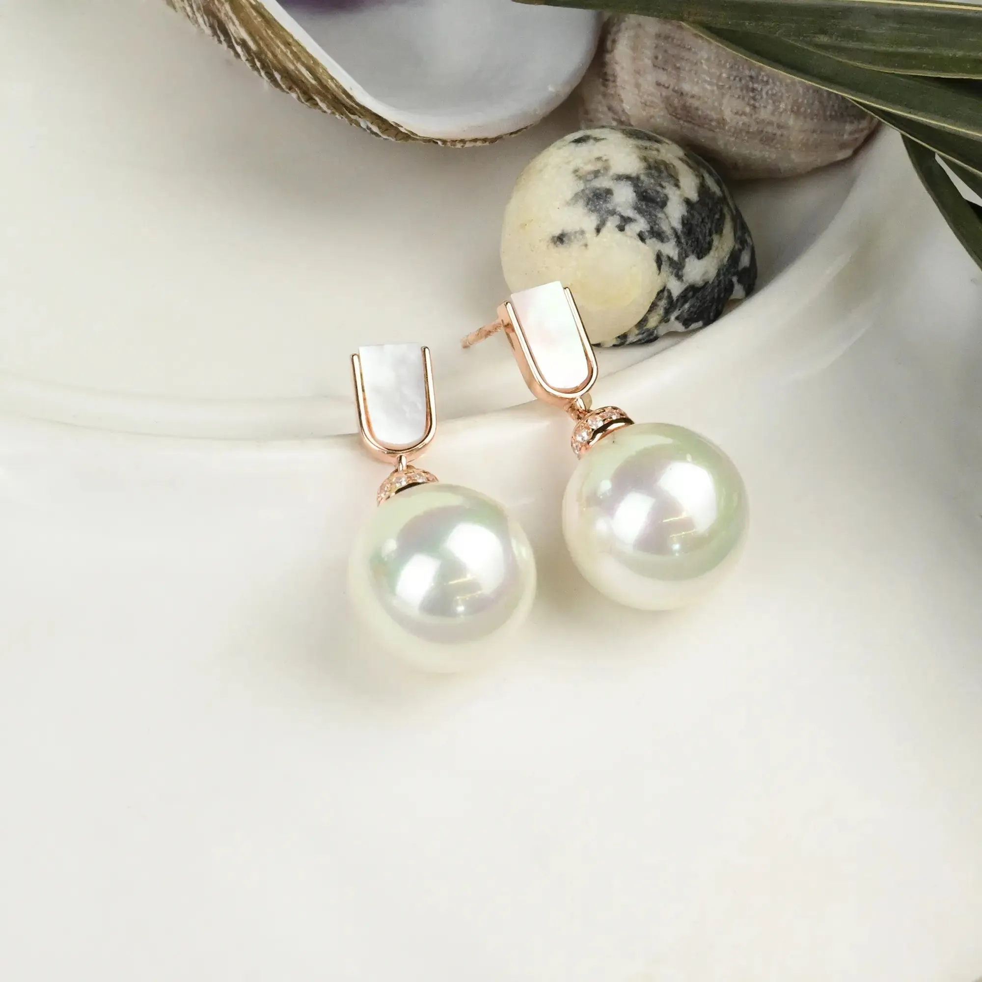 Drop Pearl Earrings